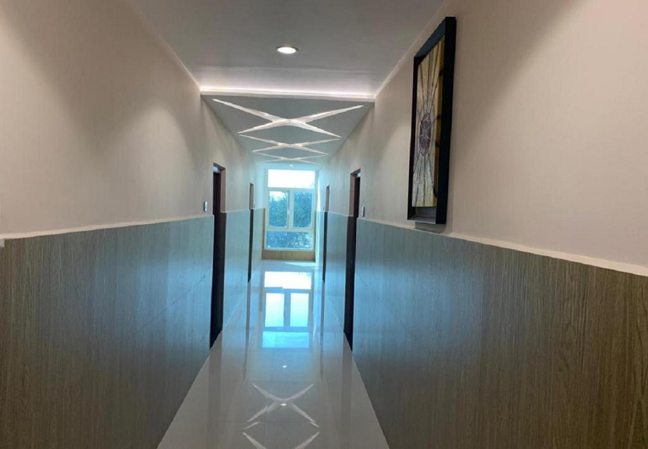 Ganesh Meridian Tiruppattur エクステリア 写真
